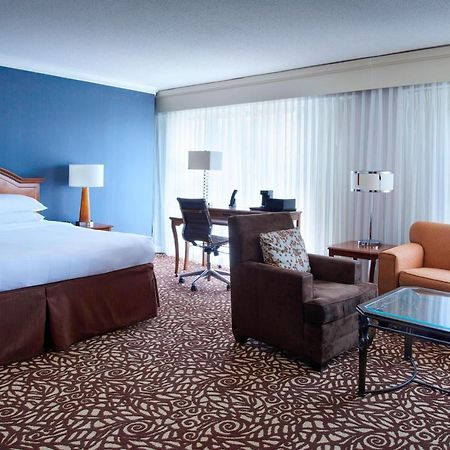มิลวอคี แมริออท เวสต์ Hotel วอคิชชา ภายนอก รูปภาพ