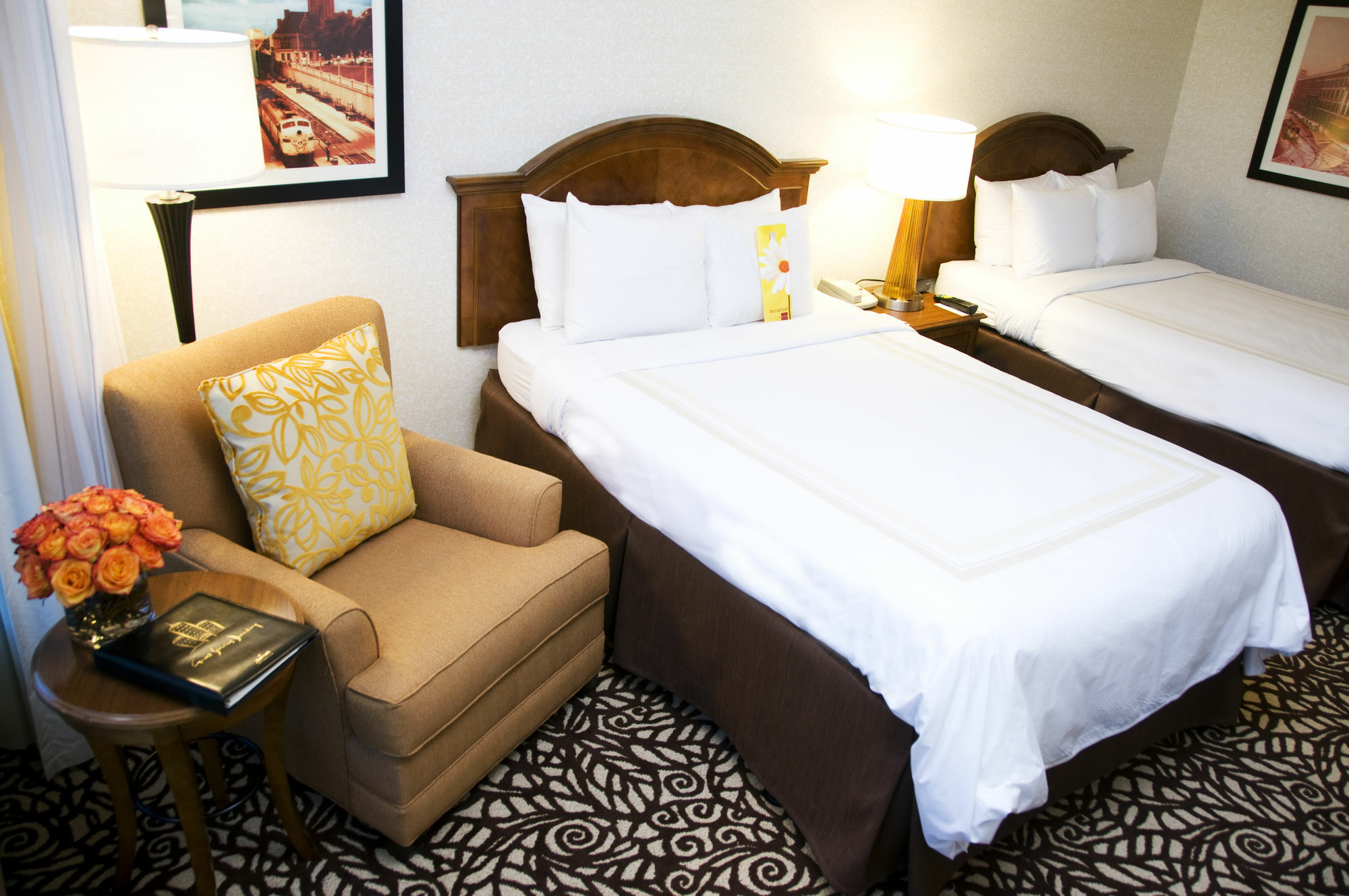 มิลวอคี แมริออท เวสต์ Hotel วอคิชชา ภายนอก รูปภาพ